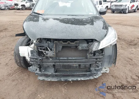 2021 Nissan Kicks S Xtronic Cvt z USA, uszkodzony, nr VIN 3N1CP5BV3ML516296